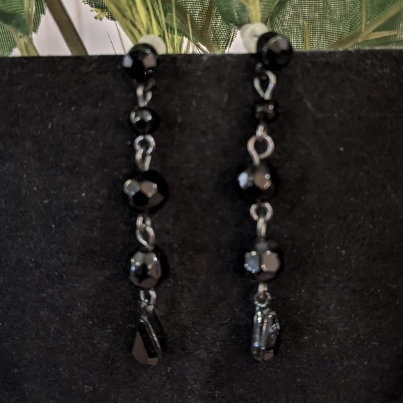 Victorian Style Necklace & Earring Set - Picture 5 of 11